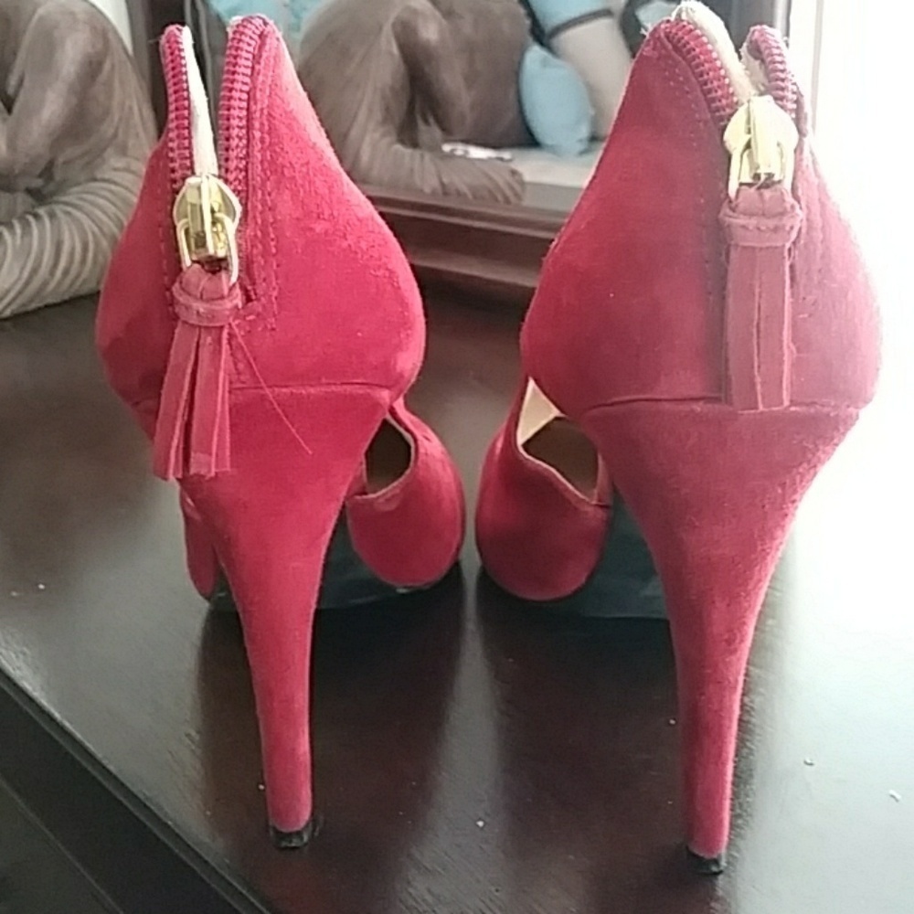 Guess 8.5 heel - Picture 4 of 5